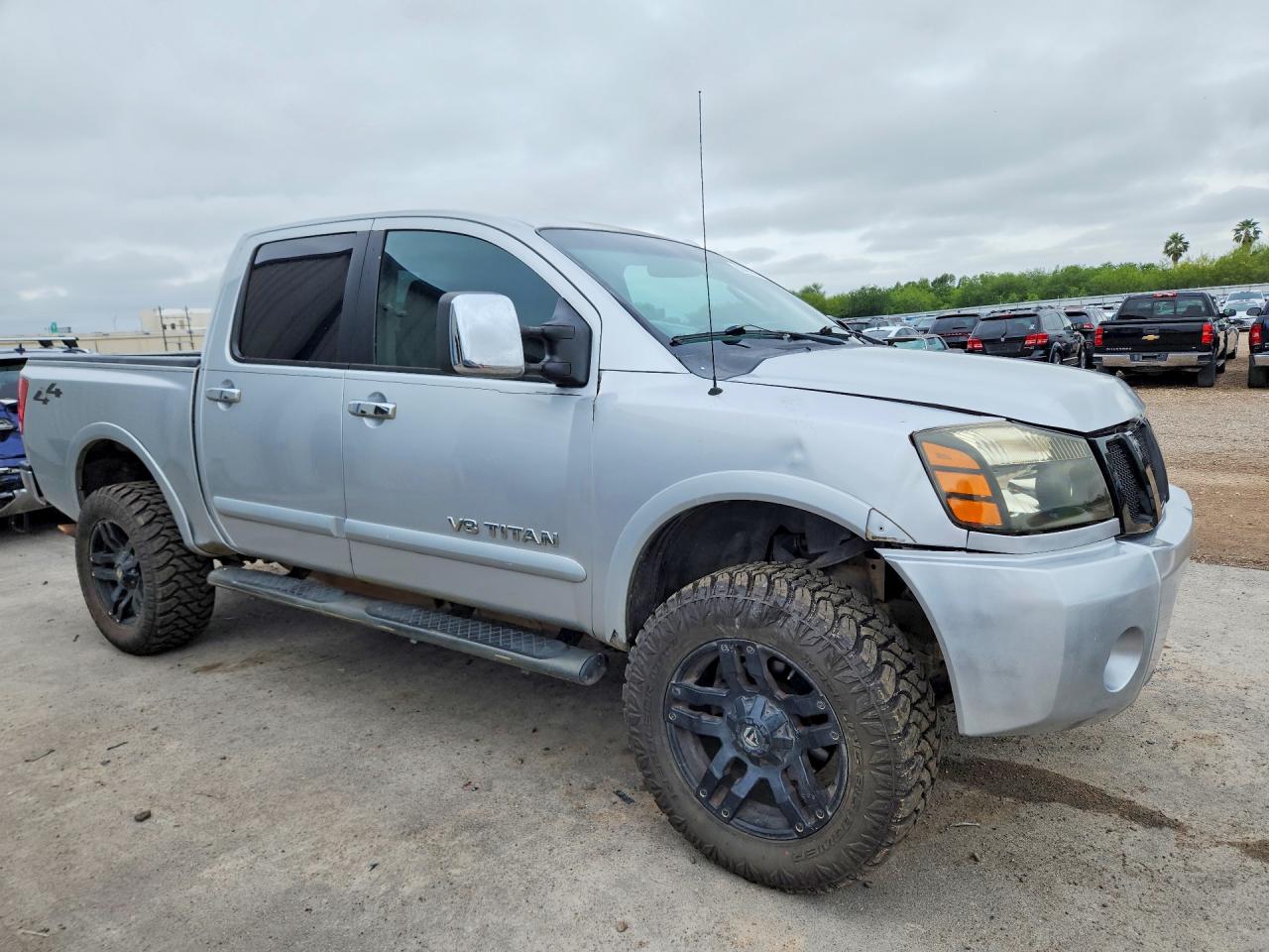 2010 Nissan TITAN VIN 1N6BA0EC6AN319431 photo 4