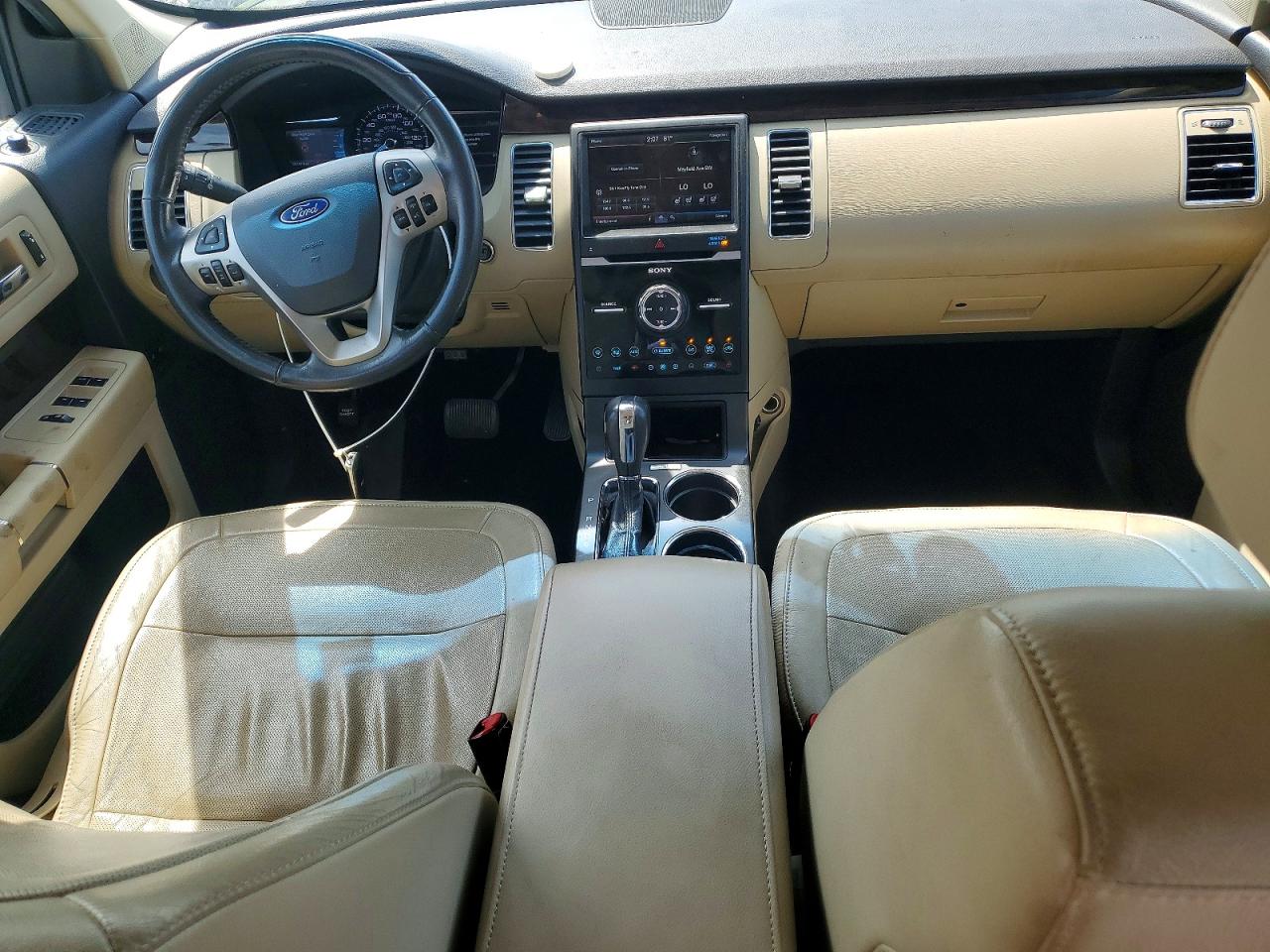 2014 Ford Flex VIN 2FMGK5D86EBD31575 photo 8