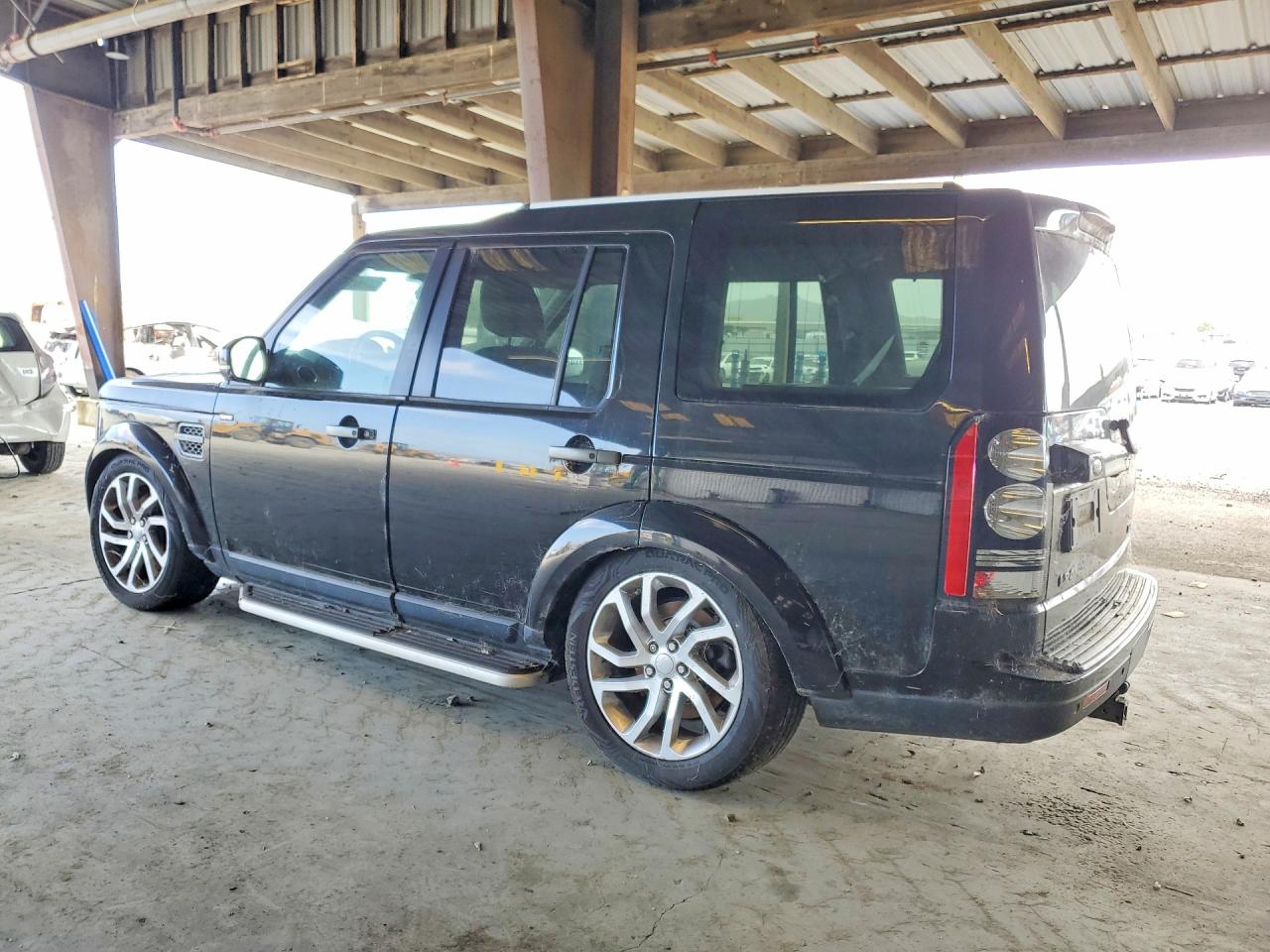 2016 Land Lr4 VIN SALAG2V69GA829865 photo 2