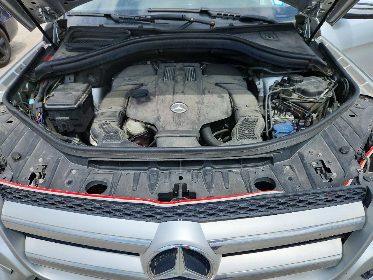 2016 MERCEDES-BENZ Gl-class VIN 4JGDF6EE5GA631138 photo 12