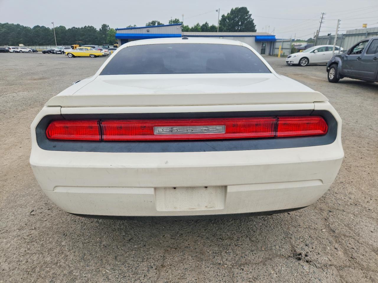 2009 Dodge Challenger VIN 2B3LJ44V49H504309 photo 6