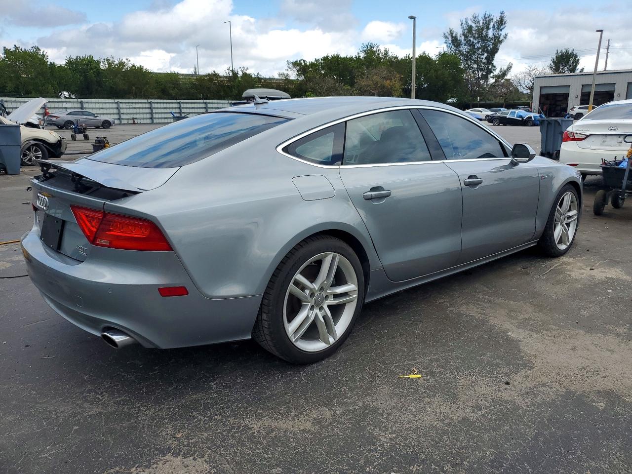 2012 Audi A7 VIN WAUSGAFC3CN003216 photo 3