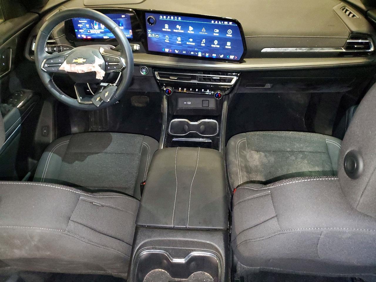 2024 Chevrolet Traverse VIN 1GNEREKS3RJ146592 photo 8