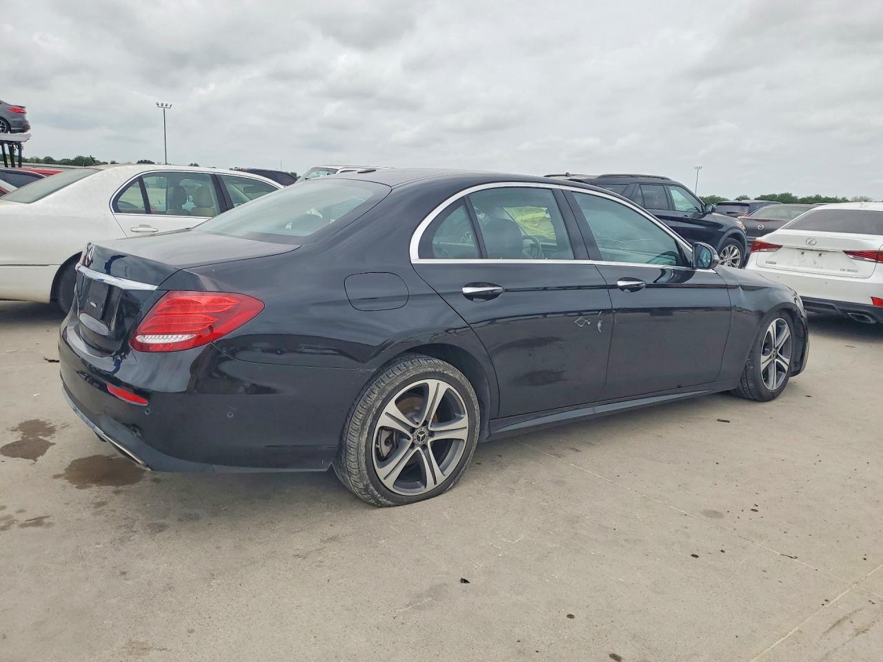 2018 Mercedes-Benz E-class VIN WDDZF4JB5JA382640 photo 3