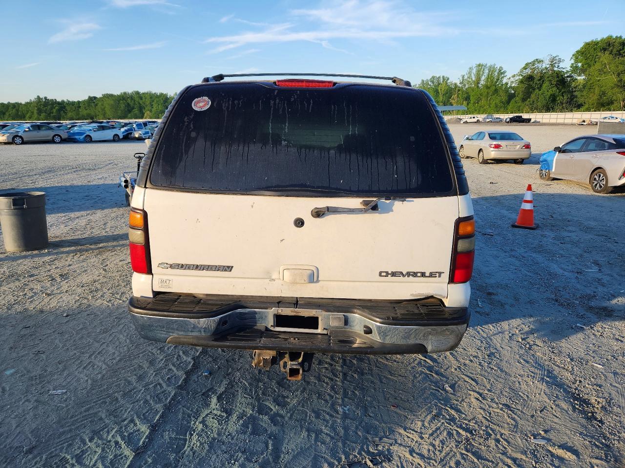 2003 Chevrolet Suburban VIN 3GNEC16ZX3G295513 photo 6