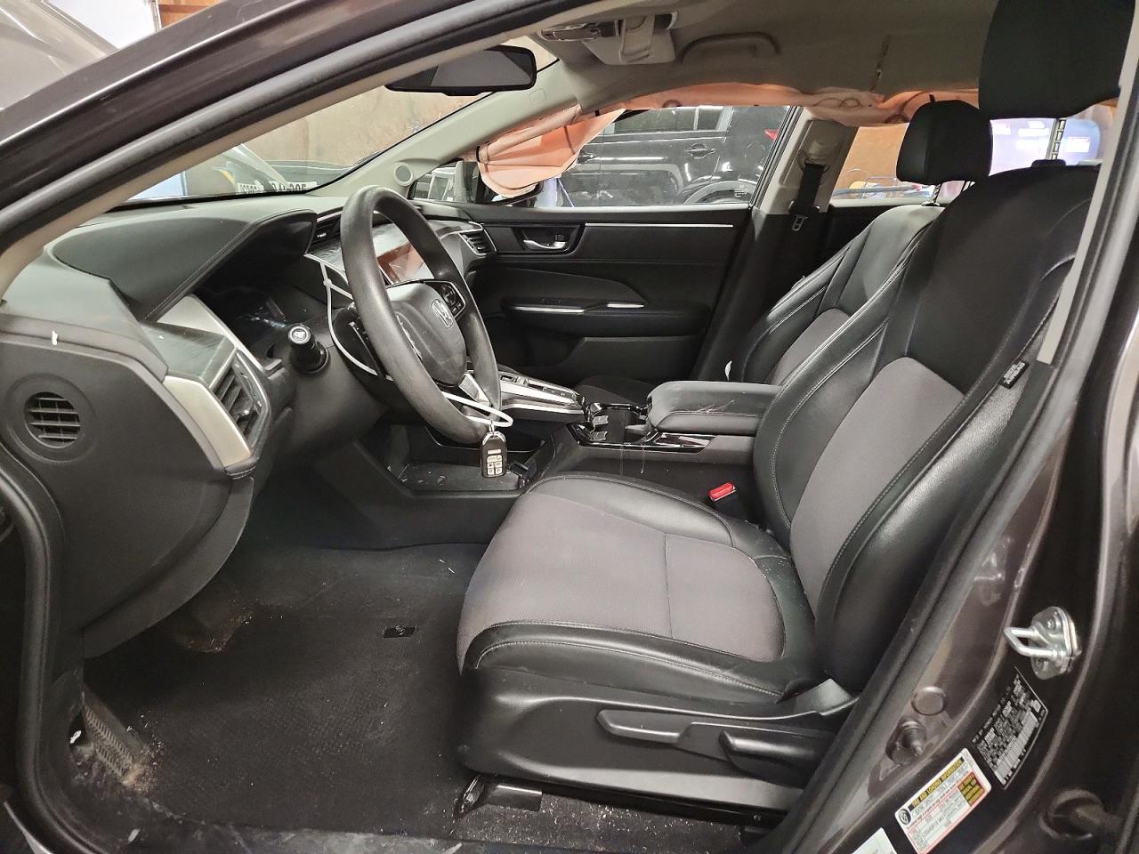 2018 Honda Clarity VIN JHMZC5F14JC005292 photo 7