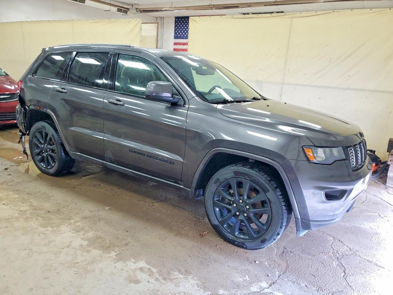 2018 Cherokee VIN 1C4RJFAG4JC155279 photo 4