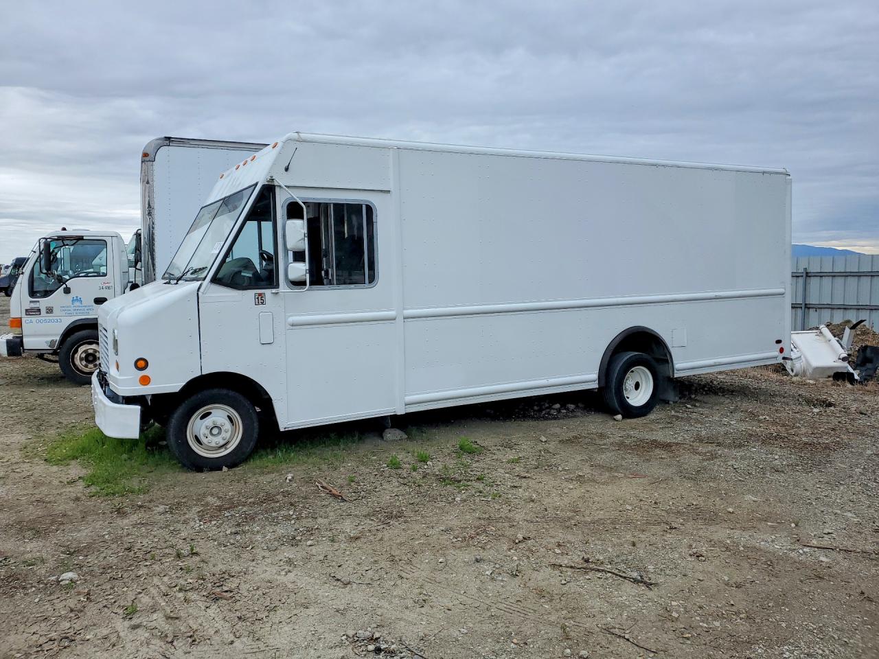 2010 Ford Econoline VIN 1FC4E4KLXADB01011 photo 1
