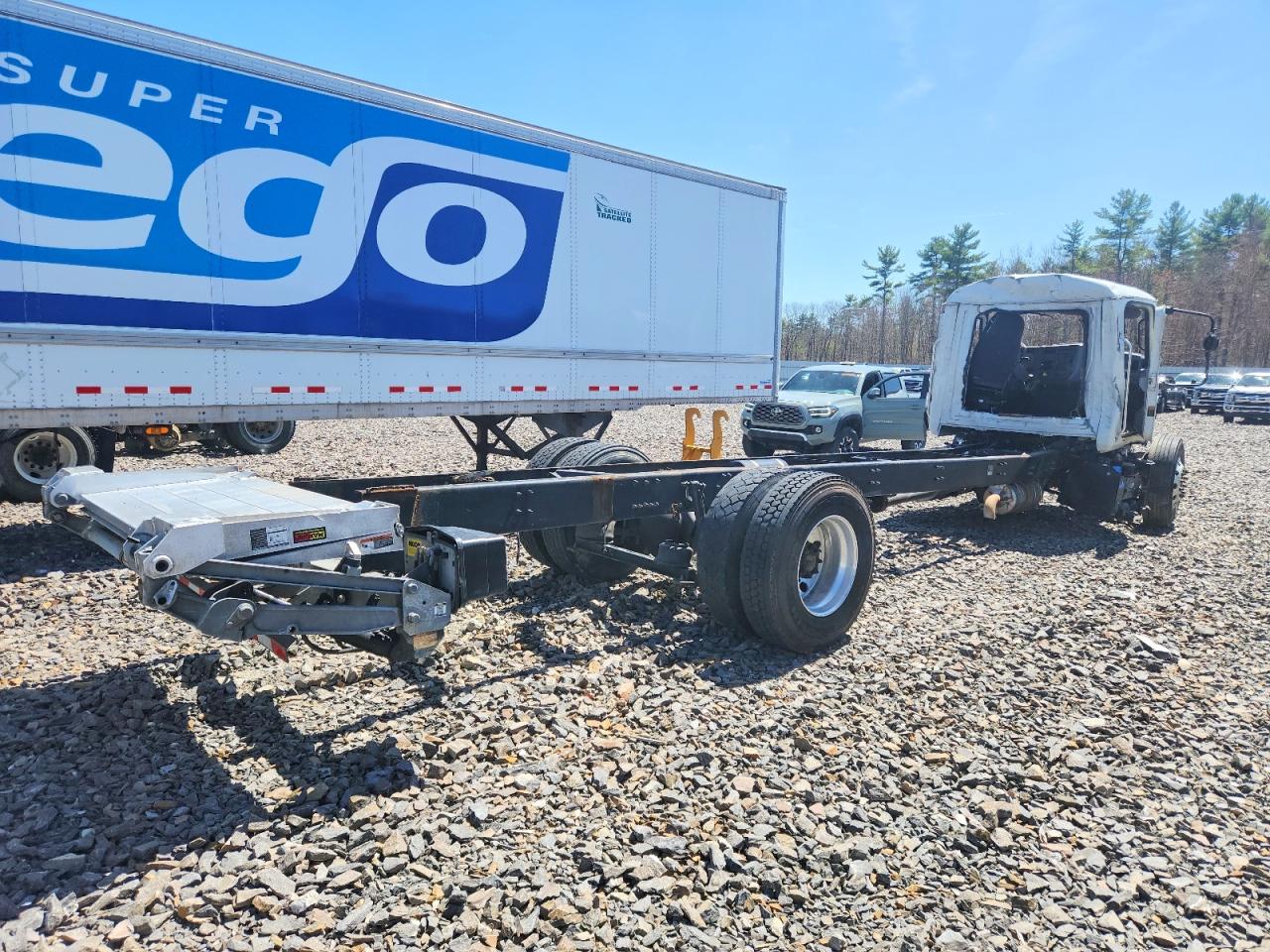 2024 MACK Md VIN 1M2MDBAAXRS013456 photo 4