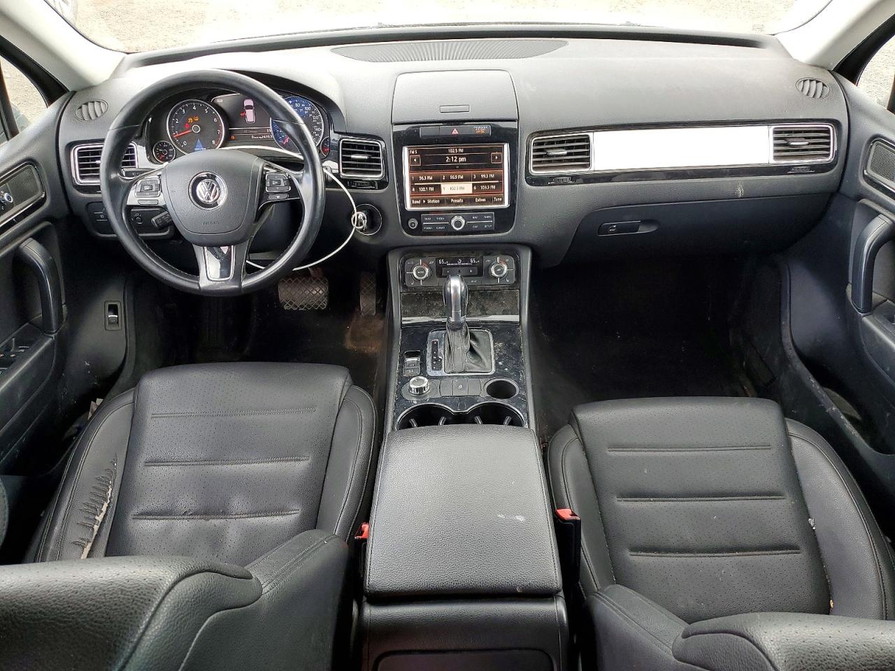 2011 Volkswagen Touareg VIN WVGFF9BP3BD002243 photo 8