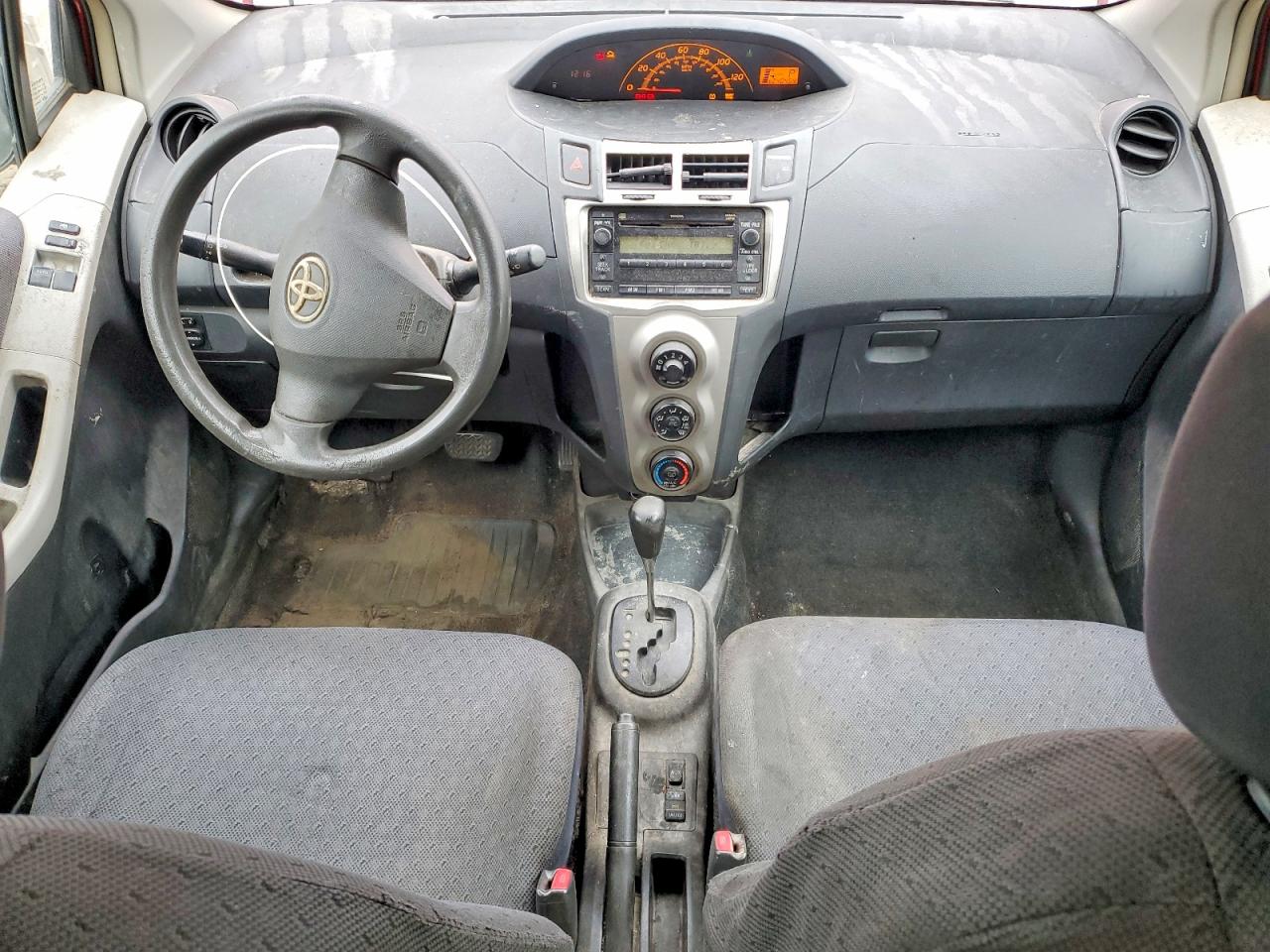 2009 Toyota Yaris VIN JTDJT903795238504 photo 8
