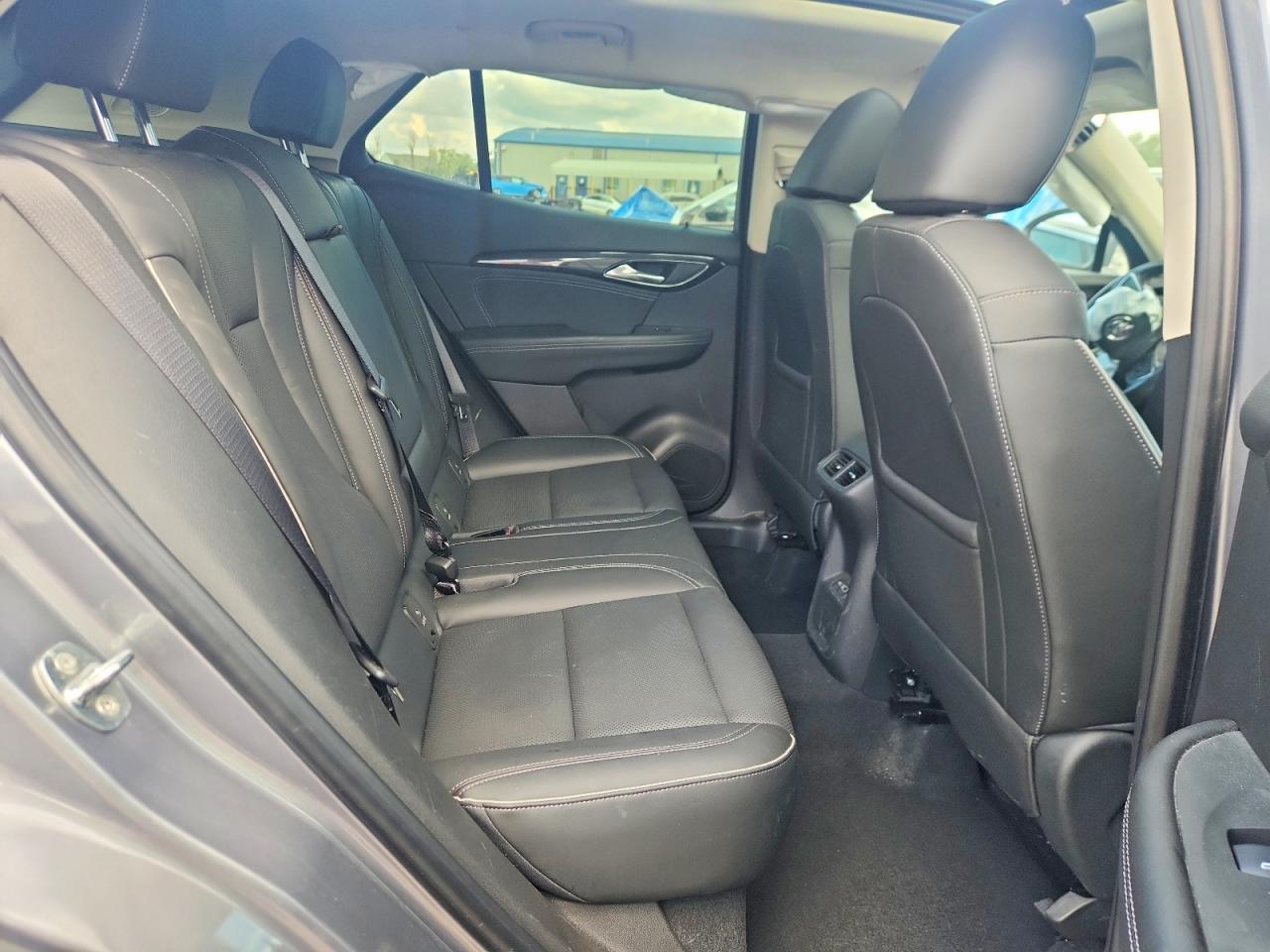 2022 BUICK Envision VIN LRBFZPR48ND019456 photo 10