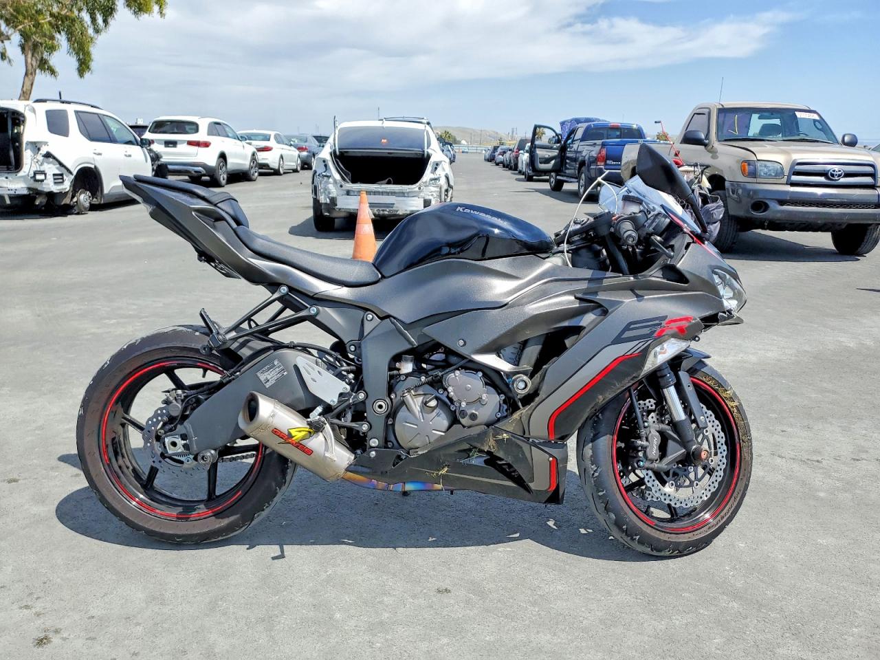 2022 Kawasaki Ninja 600 VIN JKBZXJH13NA012169 photo 1