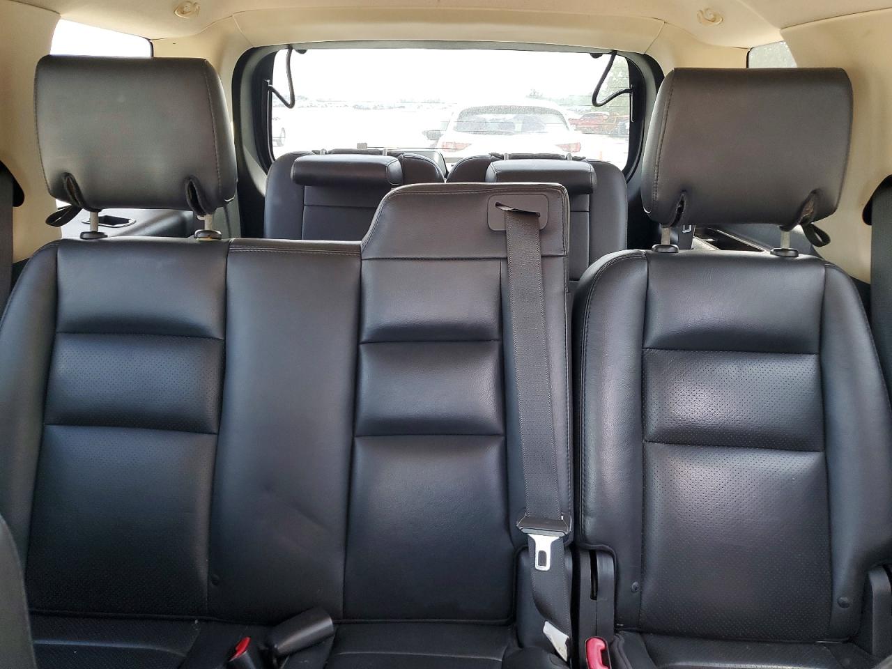 2010 Ford Explorer VIN 1FMEU6FE3AUB03192 photo 10