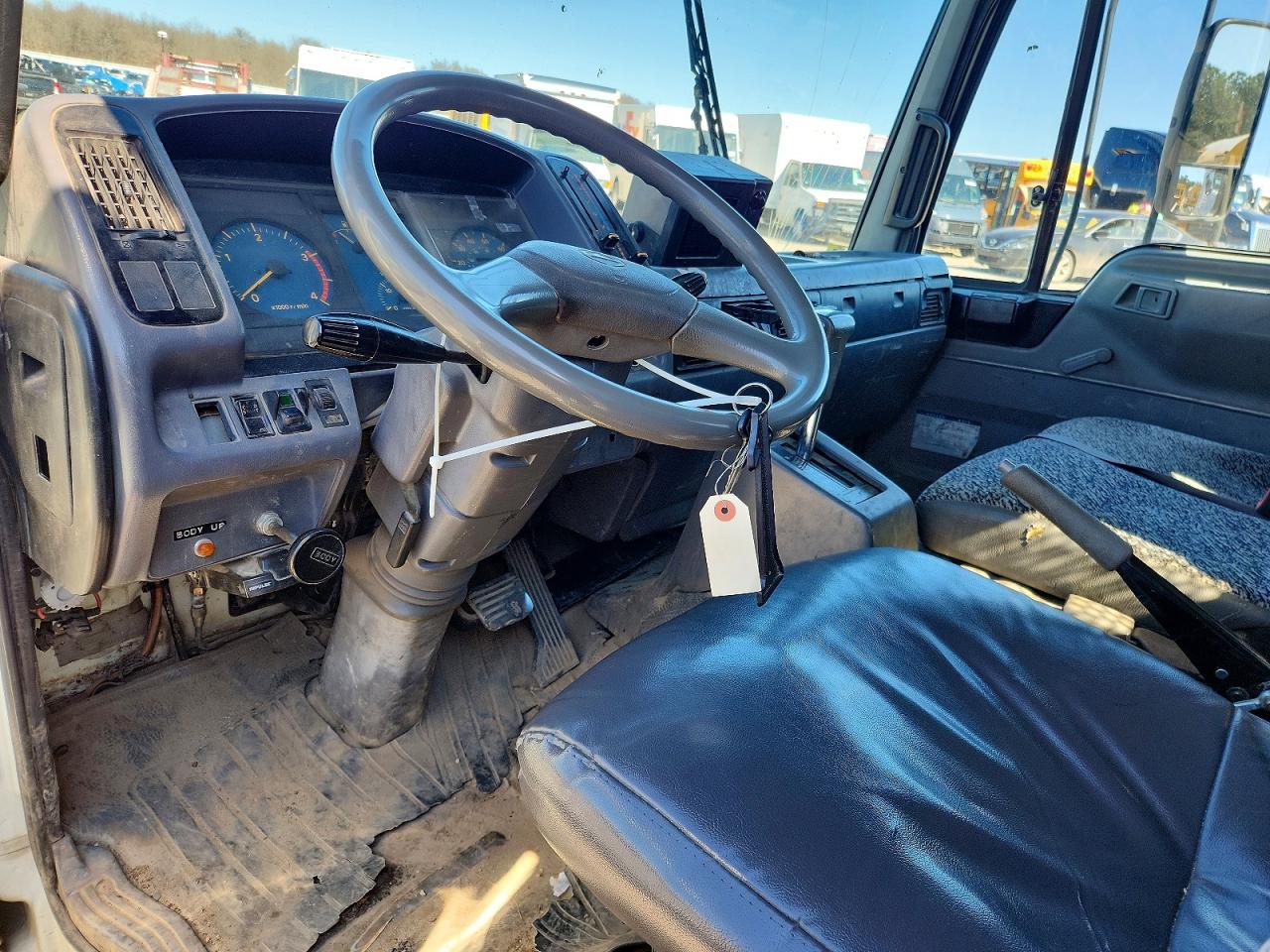 1999 HINO All other VIN JHBFB4JG0X1S11251 photo 8