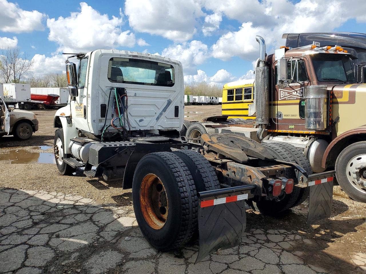 2013 International 4000 serie VIN 1HSMTAAN5DH328988 photo 3