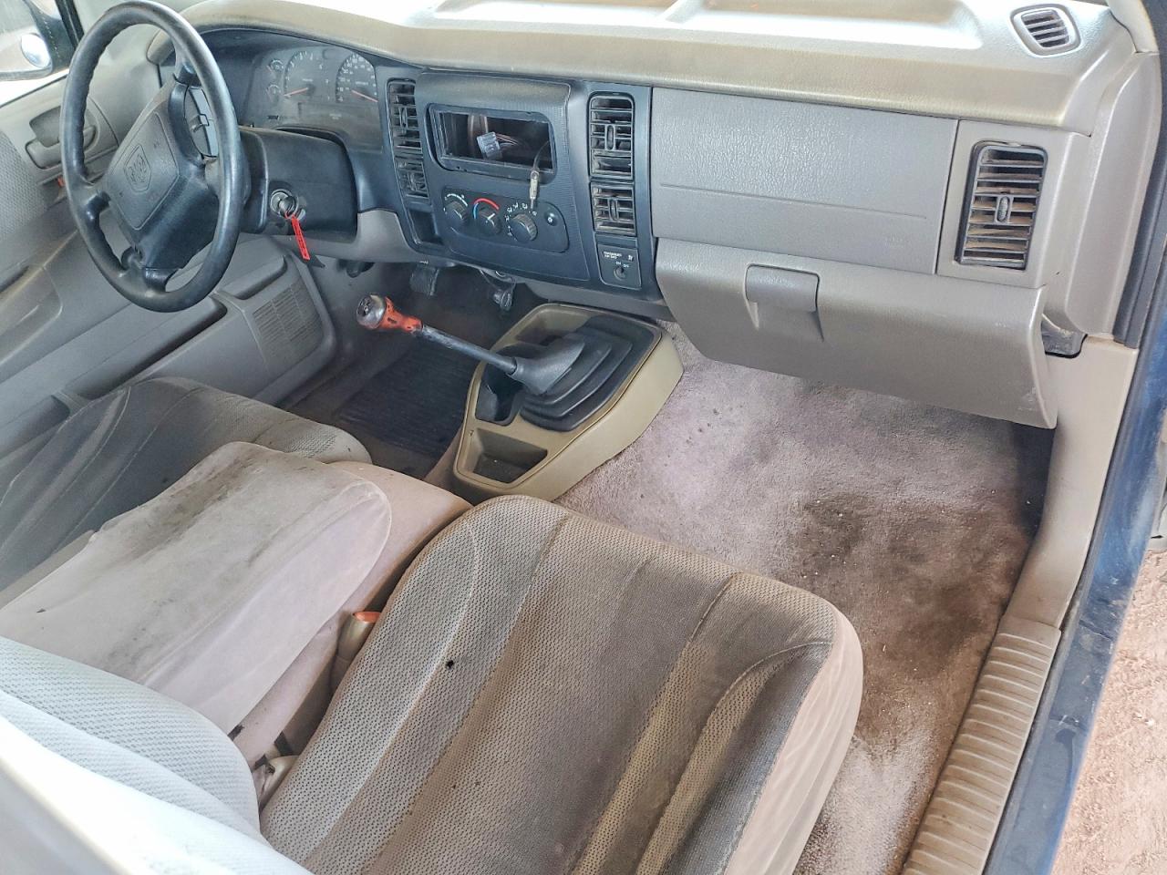 2004 Dodge Dakota VIN 1D7GL32K74S588582 photo 8