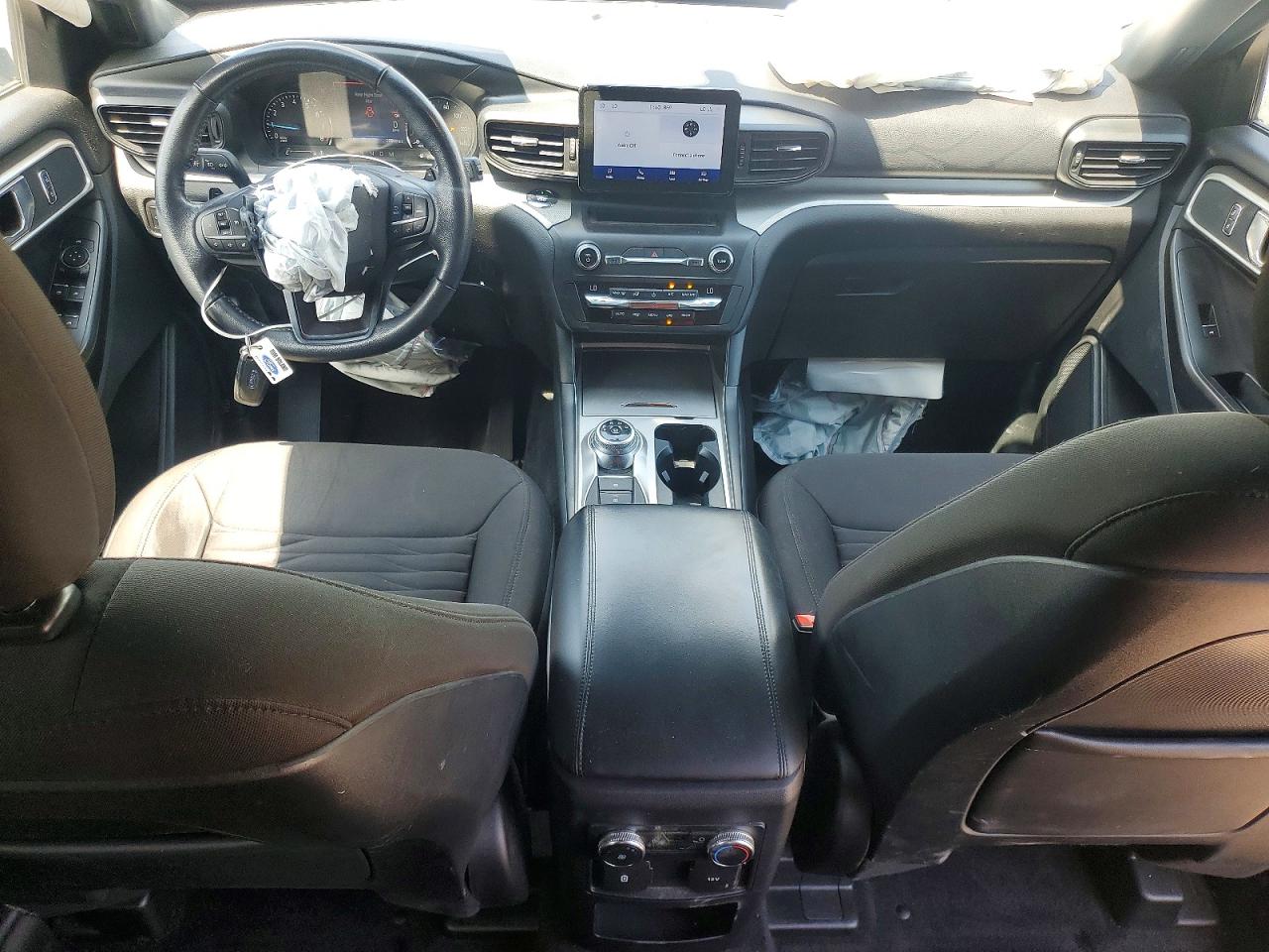 2020 Ford Explorer VIN 1FMSK8DH9LGB63836 photo 8