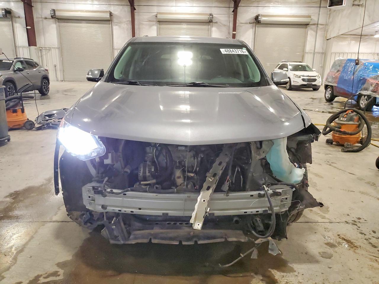 2019 Traverse VIN 1GNEVGKWXKJ150431 photo 5