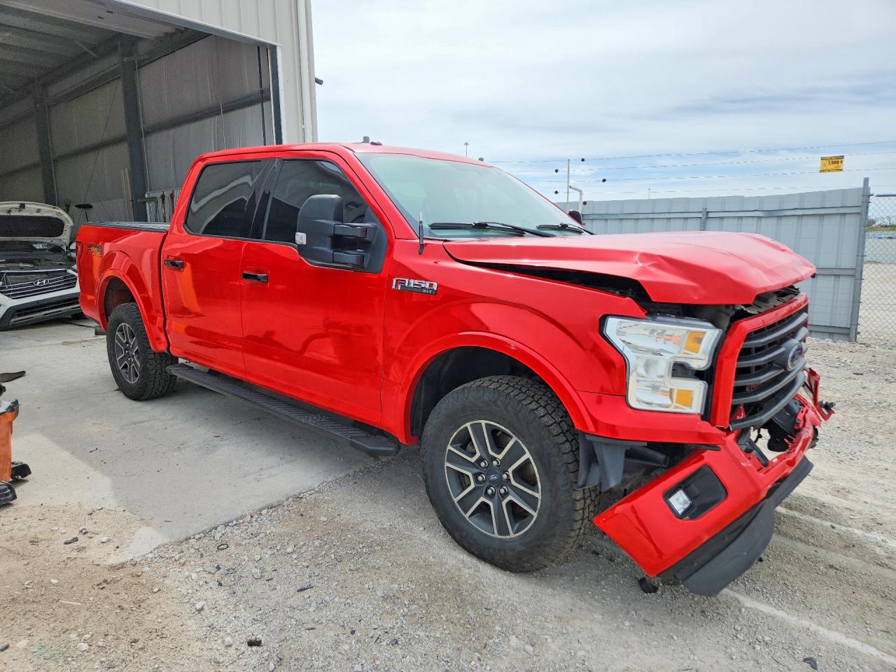 2015 Ford F150 VIN 1FTEW1EF8FKD19375 photo 4