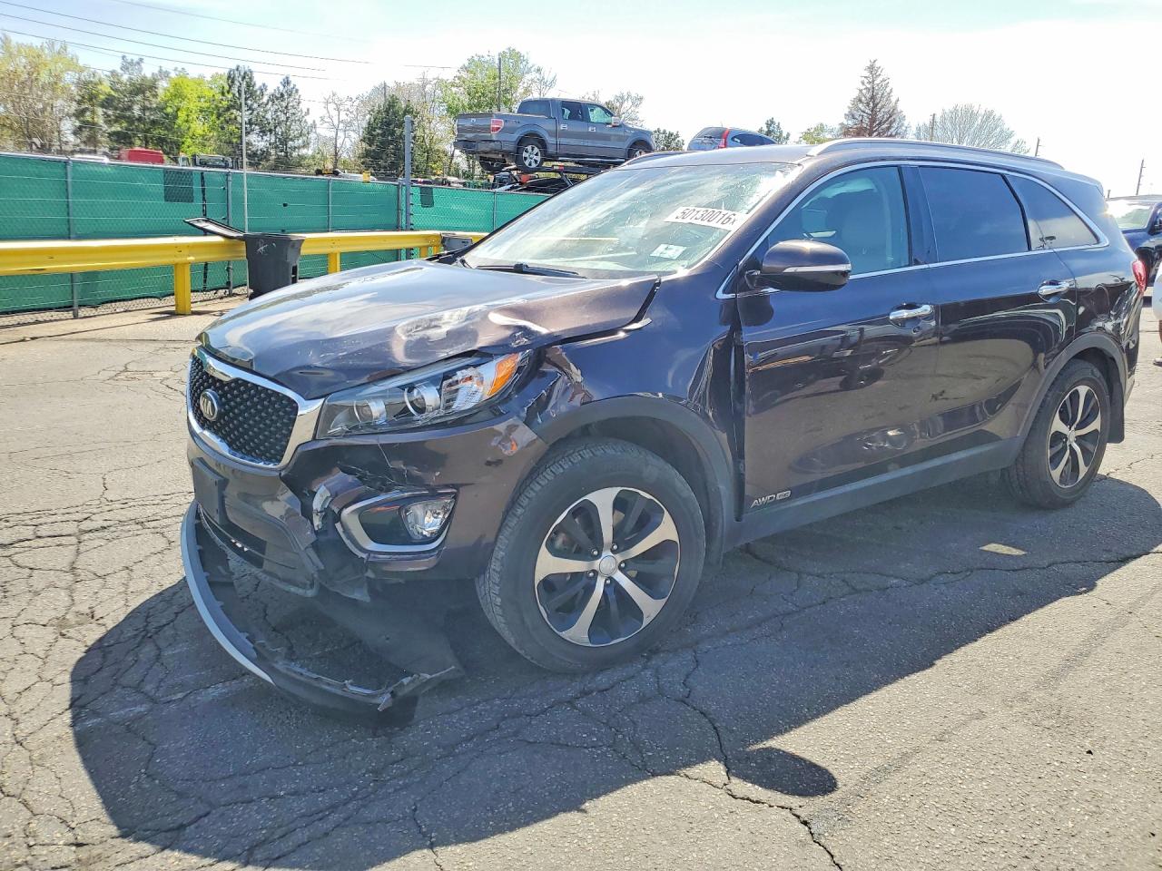 2016 Kia Sorento VIN 5XYPHDA52GG084013 photo 1