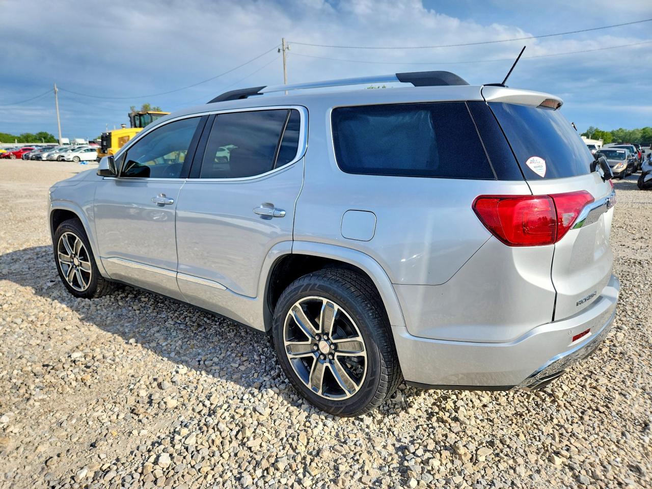 2017 GMC Acadia den VIN 1GKKNPLS4HZ301429 photo 2
