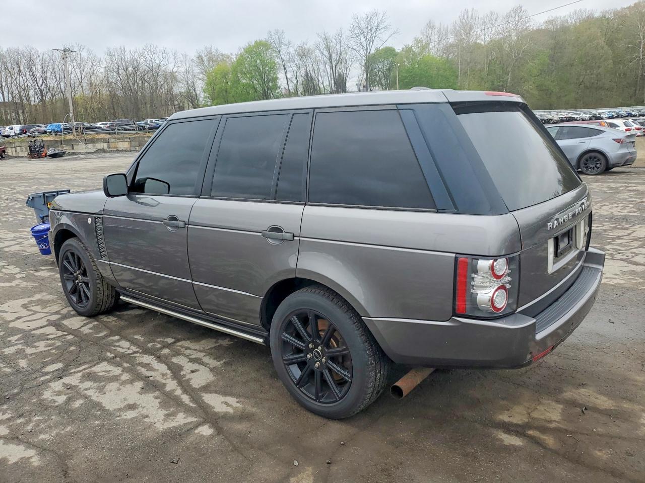 2011 Land Rangerover VIN SALMF1E49BA344174 photo 2