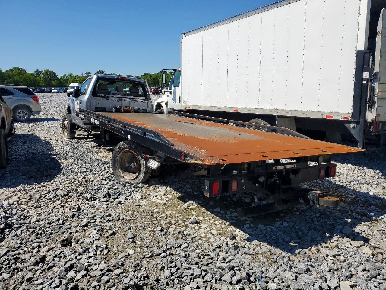 2021 FORD F550 VIN 1FDUF5GN8MDA11286 photo 3