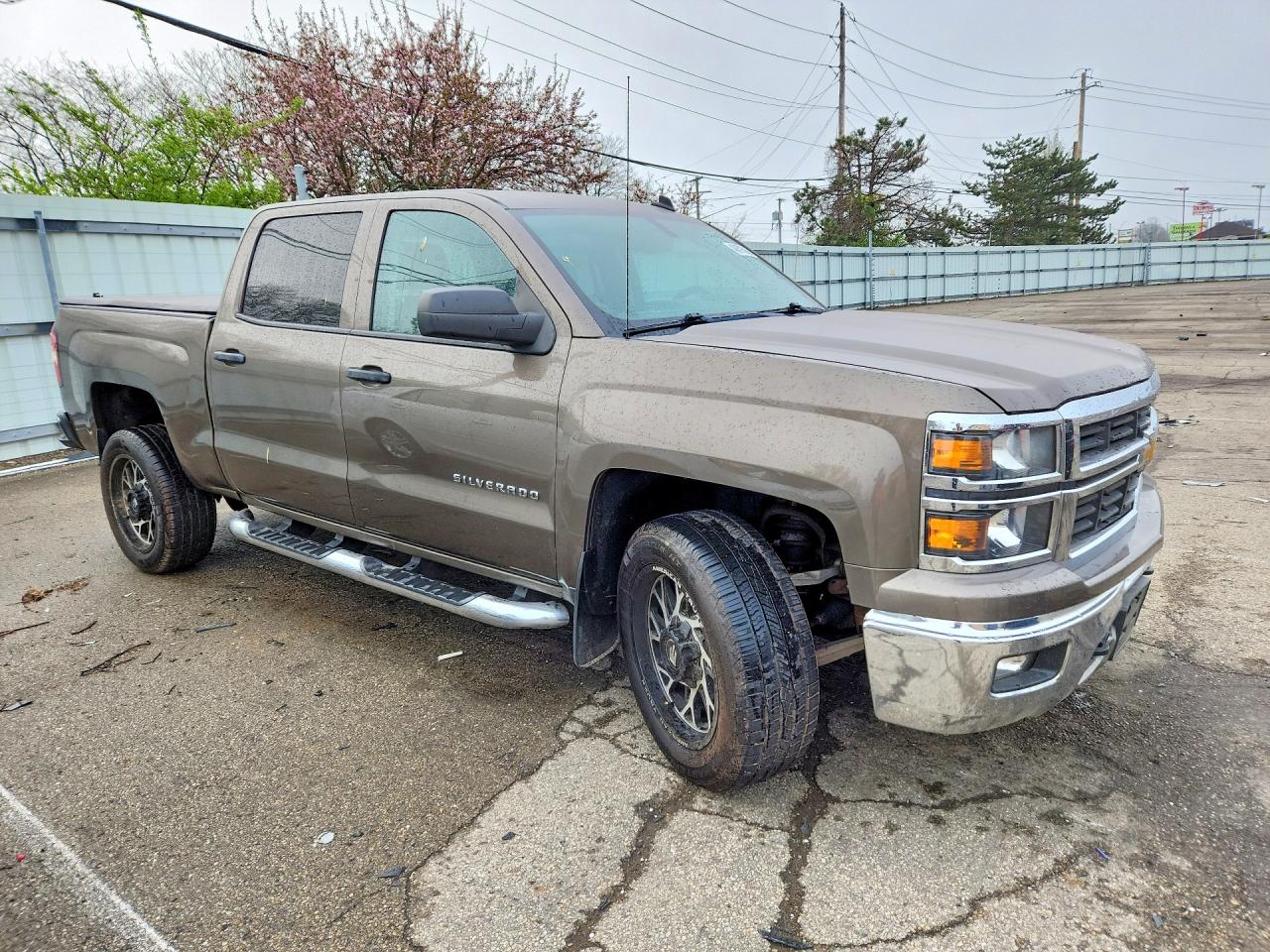 2014 Chevrolet All models VIN 3GCUKREC5EG287065 photo 4