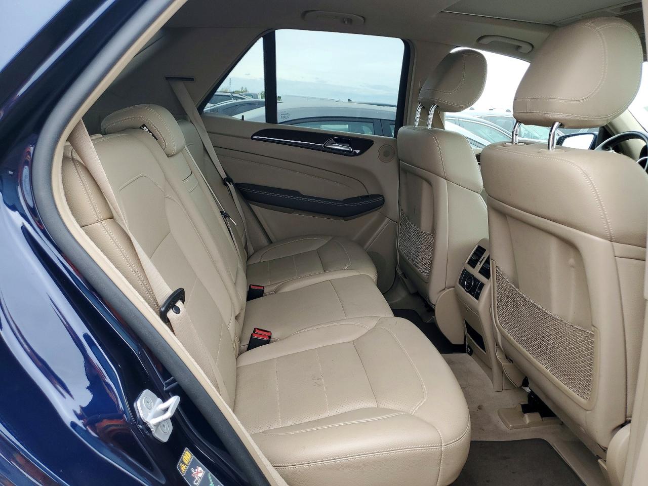 2015 Mercedes-Benz M-class VIN 4JGDA5HB9FA538258 photo 10