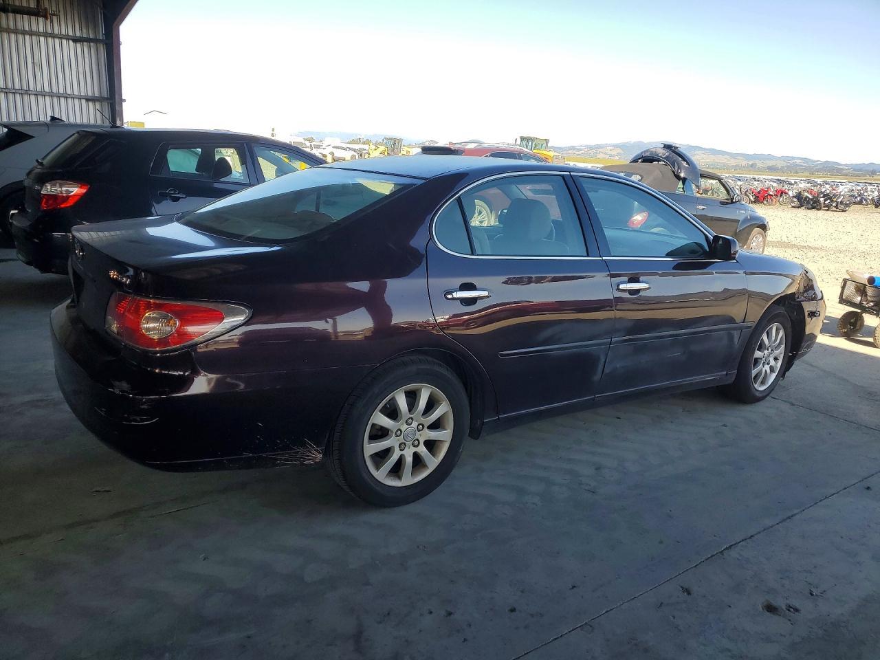2004 LEXUS Es330 VIN JTHBA30G545039579 photo 3
