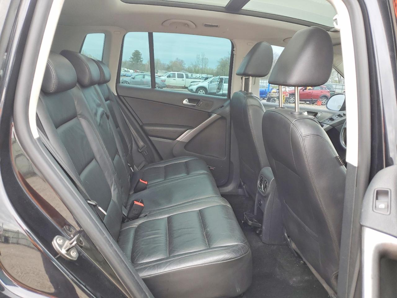 2009 Volkswagen Tiguan VIN WVGBV75N79W532438 photo 11