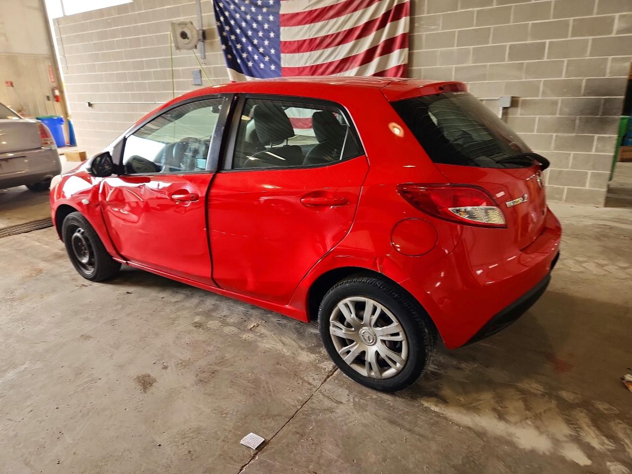 2012 Mazda 2 VIN JM1DE1KY6C0142854 photo 2