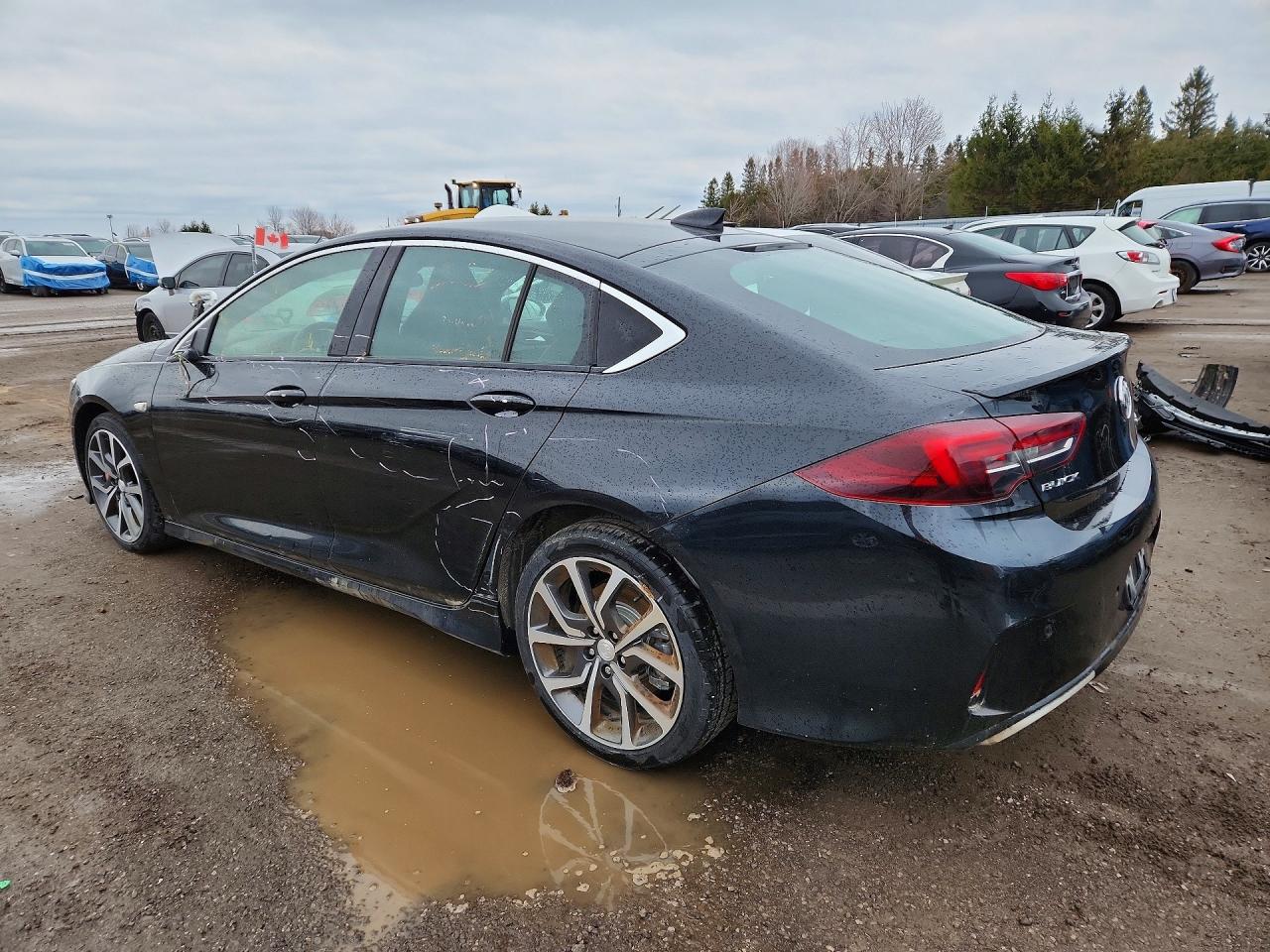 2018 Buick Regal VIN W04GS6SS7J1139543 photo 2