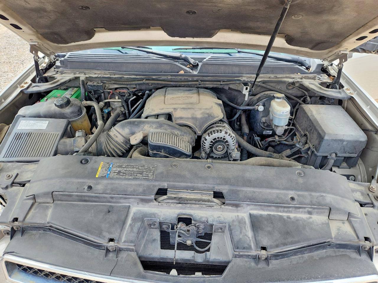 2009 Chevrolet Suburban VIN 1GNFC26029R273641 photo 12