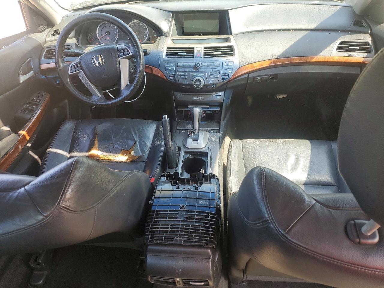 2012 HONDA Accord VIN 1HGCP2F84CA108932 photo 8
