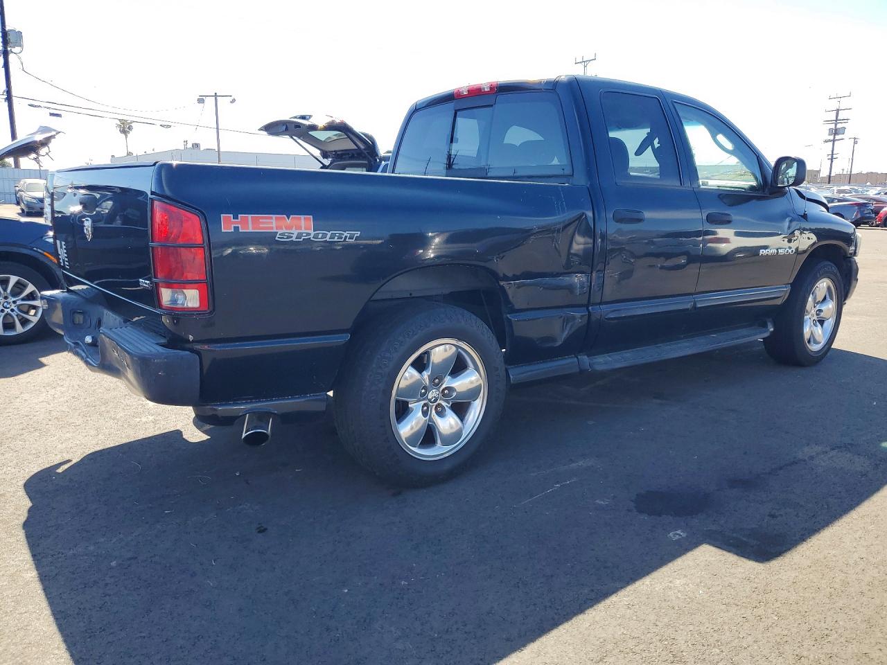 2005 Dodge Ram 1500 VIN 1D7HA18DX5J516533 photo 3
