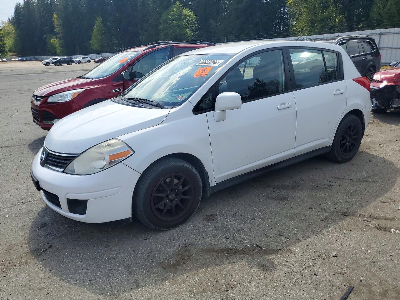 2007 Nissan Versa VIN 3N1BC13E87L417945 photo 1