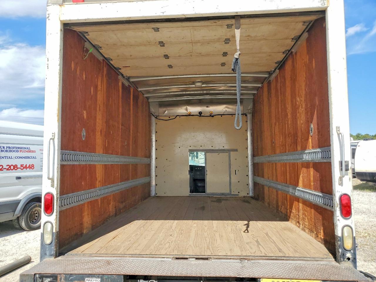 2009 Chevrolet Express VIN 1GBJG31K491128738 photo 10