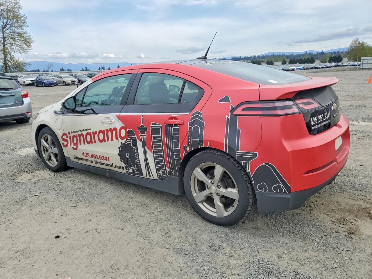 2012 CHEV Volt VIN 1G1RD6E45CU113488 photo 2