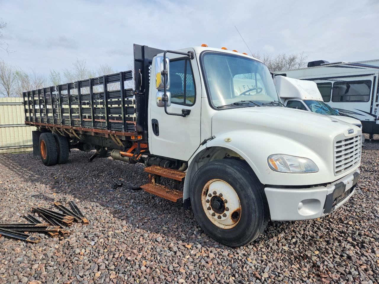 2014 FREIGHTLINER All other VIN 1FVACWDUXEHFJ9424 photo 1