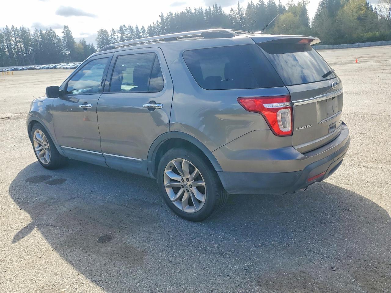 2011 Ford Explorer VIN 1FMHK8F89BGA35148 photo 2