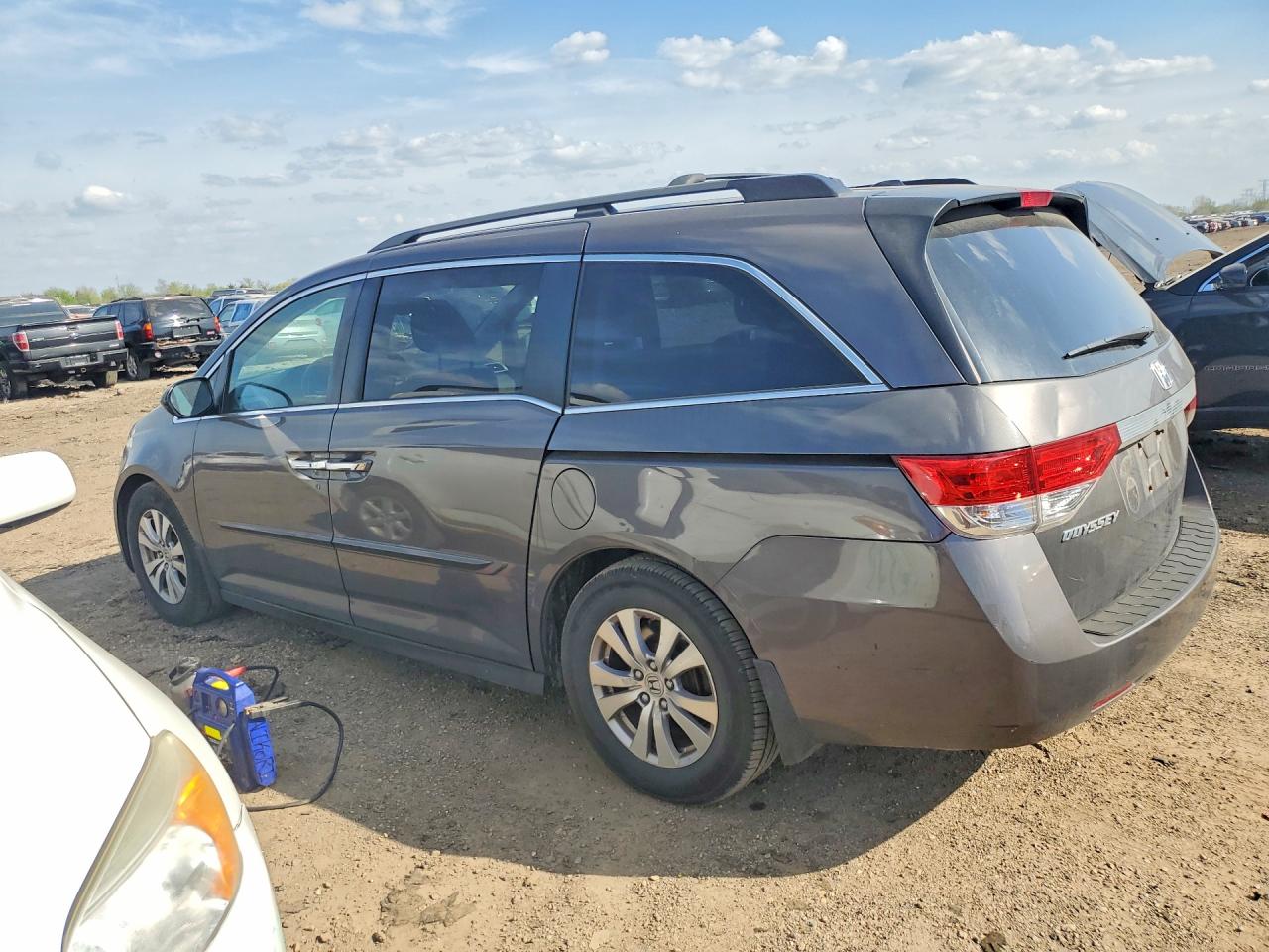 2016 Honda All models VIN 5FNRL5H65GB052885 photo 2