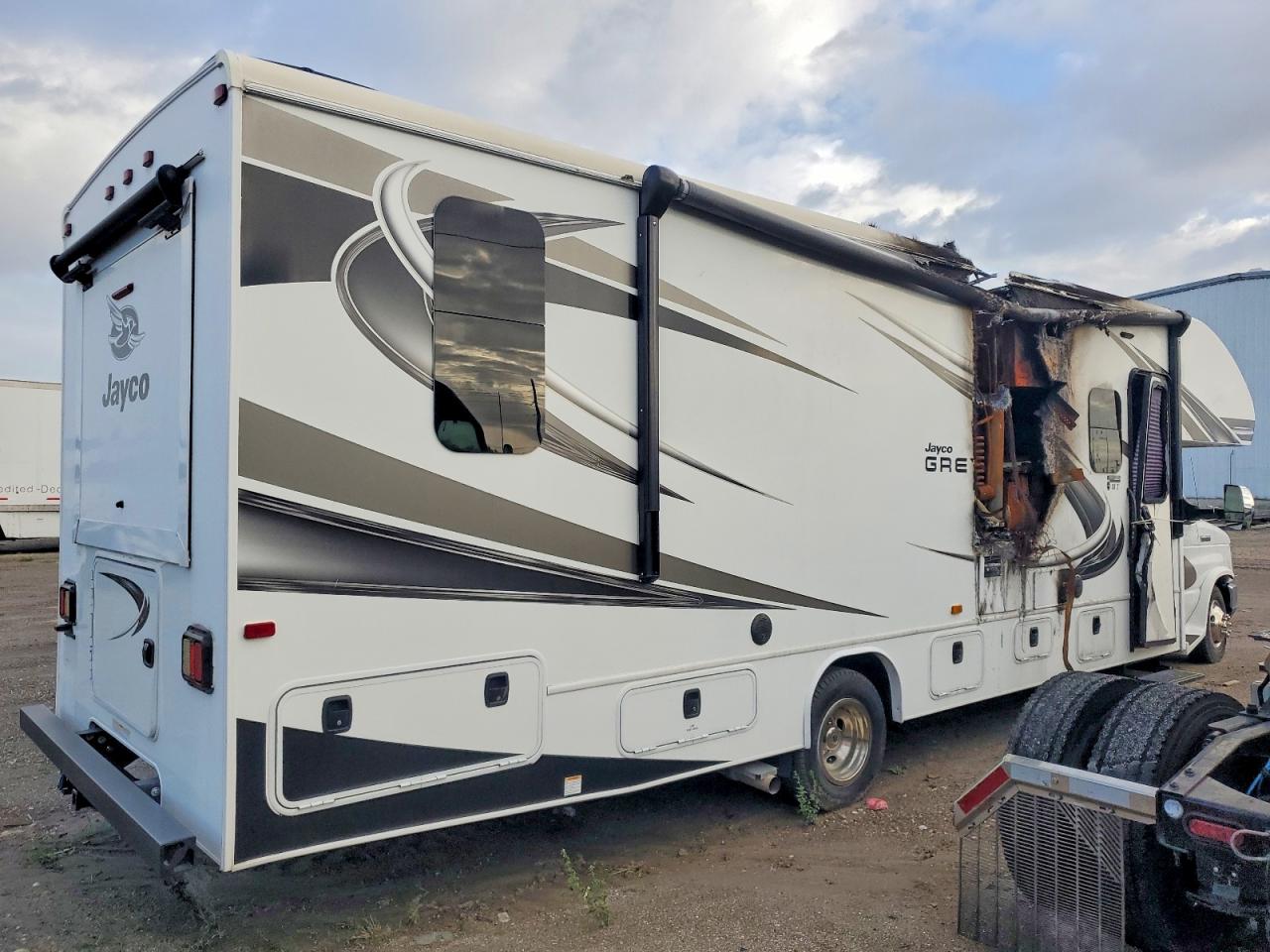 2021 JAYCO Econoline VIN 1FDXE4FN8MDC20040 photo 4