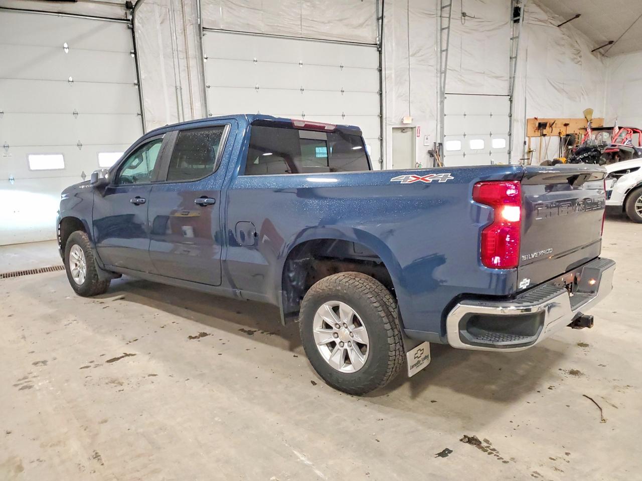 2019 Chevrolet All models VIN 1GCPYDEK6KZ254805 photo 2