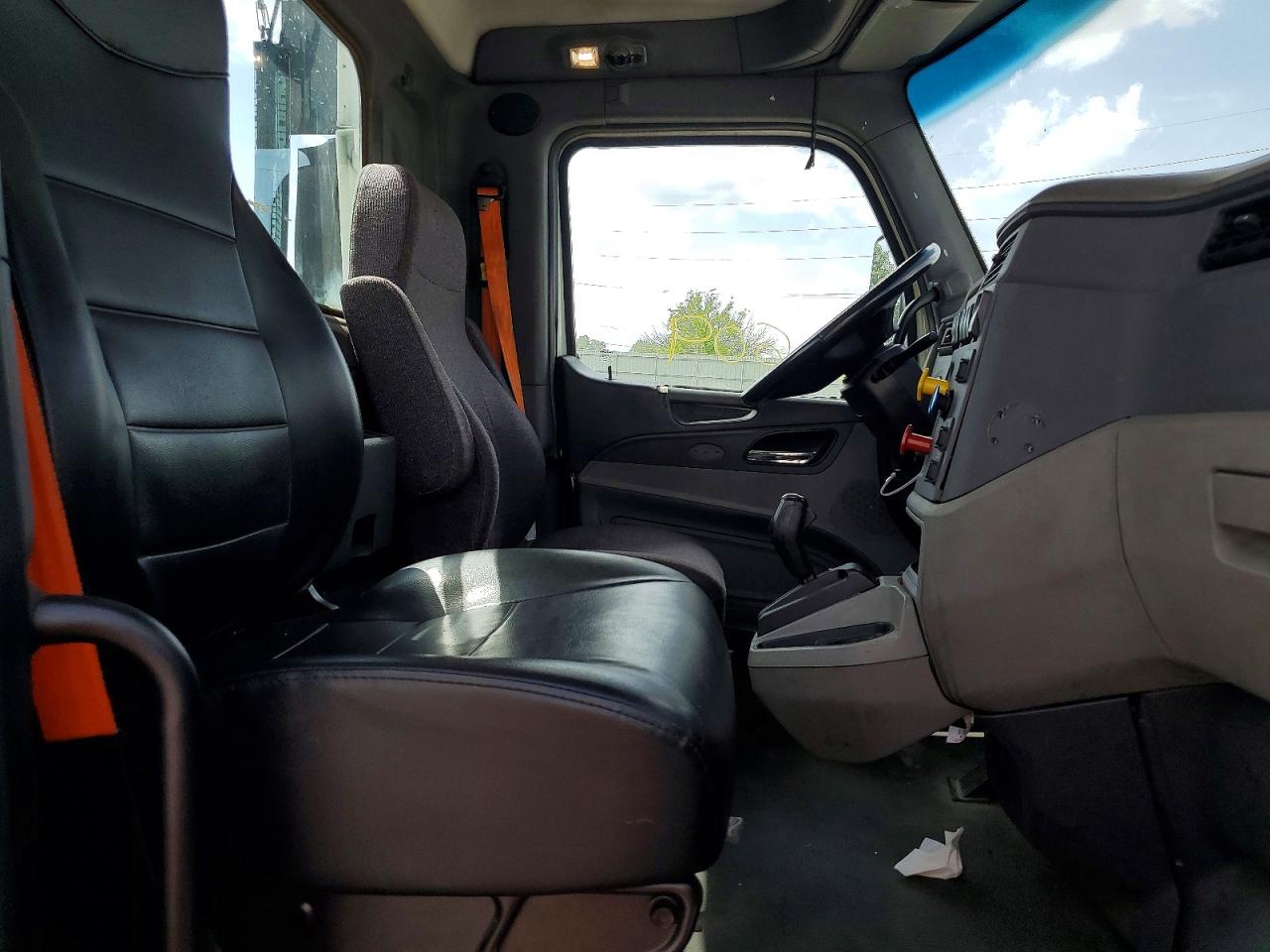 2016 PETERBILT All other VIN 1XPBA48XXGD339882 photo 8