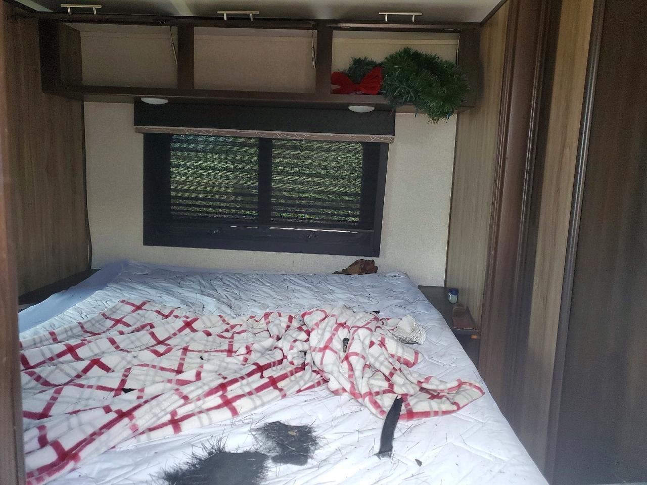 2018 JAYCO Jayco VIN 1UJBJ0BS0J1420177 photo 6