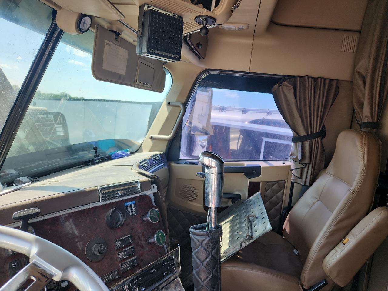 2015 FREIGHTLINER All other VIN 3ALXFBCG1FDGC1672 photo 5