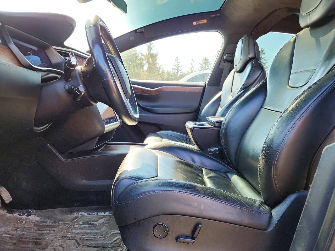 2017 Tesla Model x VIN 5YJXCDE29HF045698 photo 7