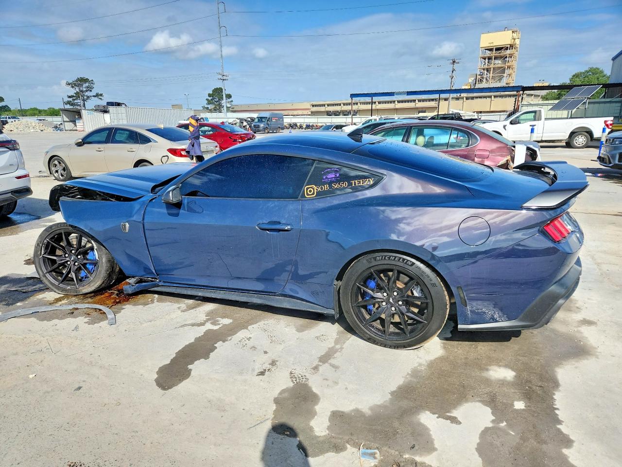 2024 Ford Mustang VIN 1FA6P8R09R5502616 photo 2